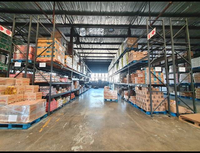 2,100M² WAREHOUSE TO LET IN CITY DEEP